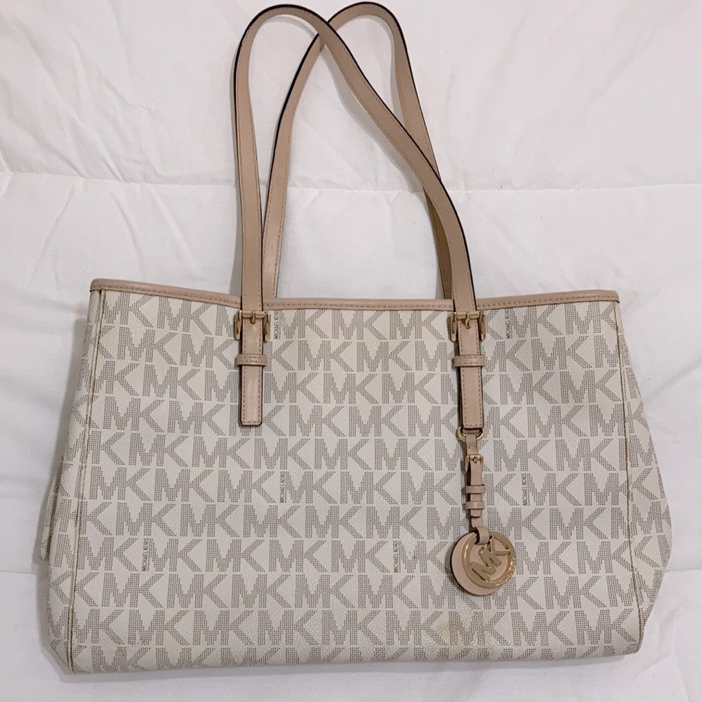 💕 Michael Kors 👜